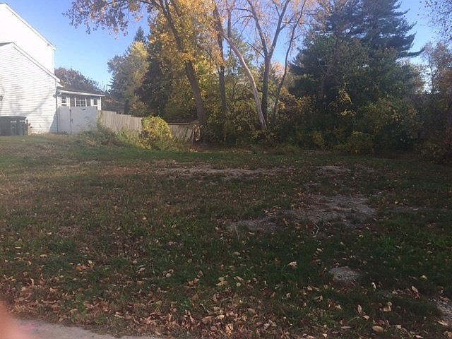 1st image of 40 Bender Ave