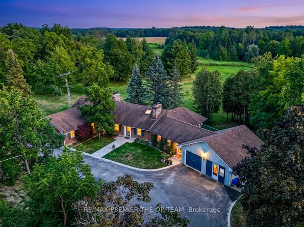 3815 King Rd, King, ON L7B 1K4