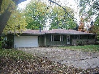 2nd image of 24046 S Cardinal Dr
