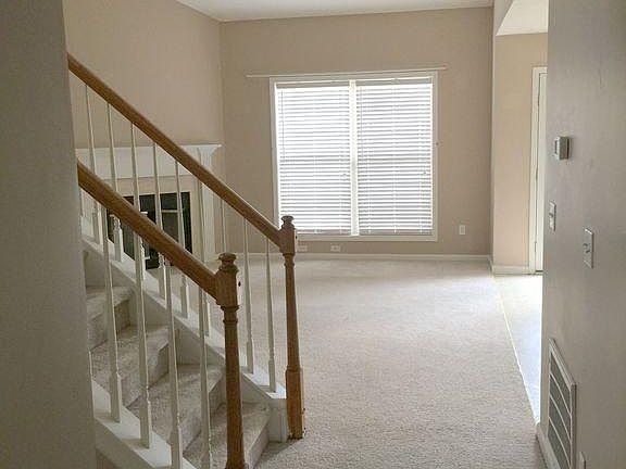 3rd image of 721 Woodhaven Pl