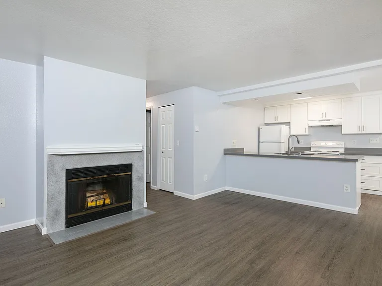 Glade Park Apartments — Photo 16