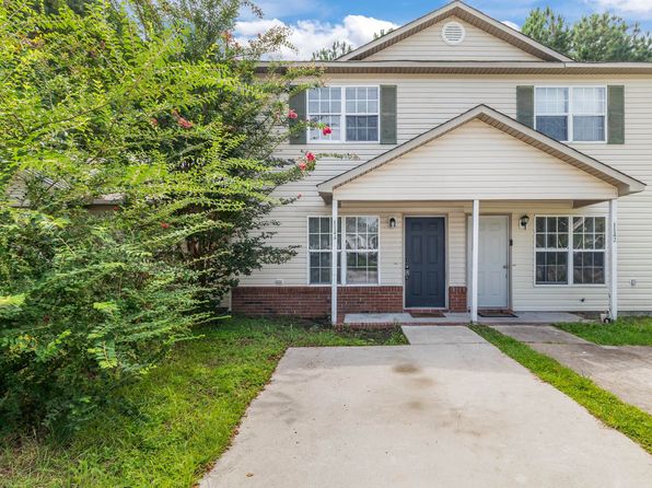 1144 Pueblo Dr