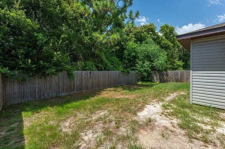 2239 Tom St — Photo 36