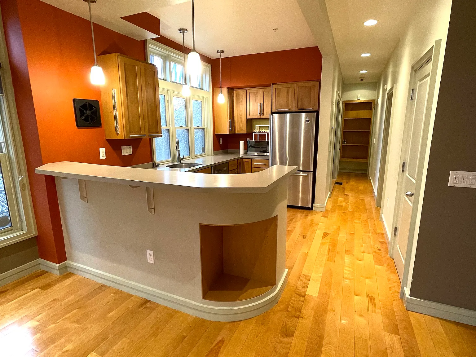 3 bed, 1136 sqft, $1,500 — Photo 4