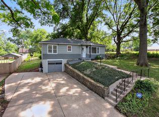 5715 Roswell Ave, Kansas City, KS 66104