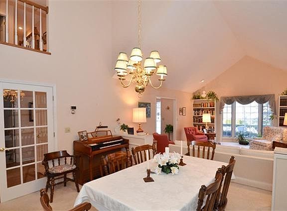 3rd image of 1316 Black Oak Dr