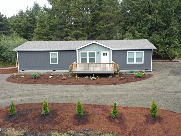 31 NE Shorepine Crest St, Yachats, OR 97498