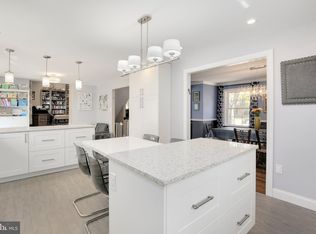 11420 Fairoak Dr, Silver Spring, MD 20902