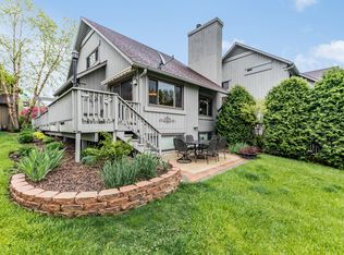 4131 White Ash Rd, Crystal Lake, IL 60014