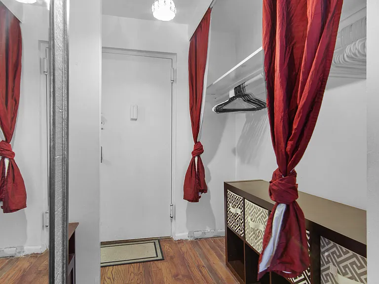 61 Lexington Ave #2C — Photo 11