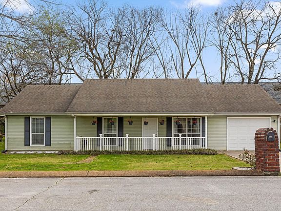 2nd image of 2510 Standifer Oaks Rd
