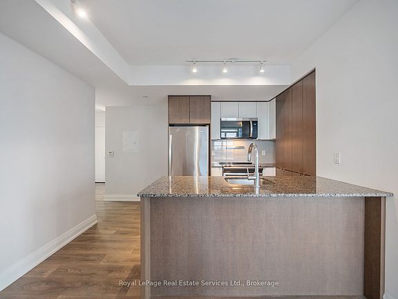 4th image of 9 Valhalla Inn Rd #2107