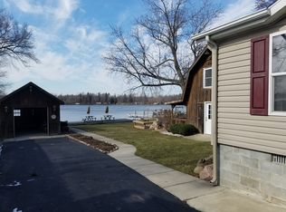 227 Oglethorpe Dr, Lapeer, MI 48446