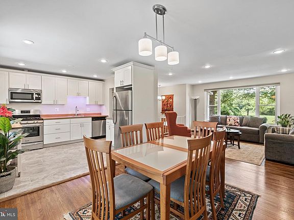5th image of 106 Lastner Ln