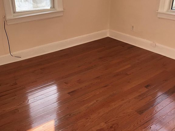 2nd image of 11168 147th St Floor 2