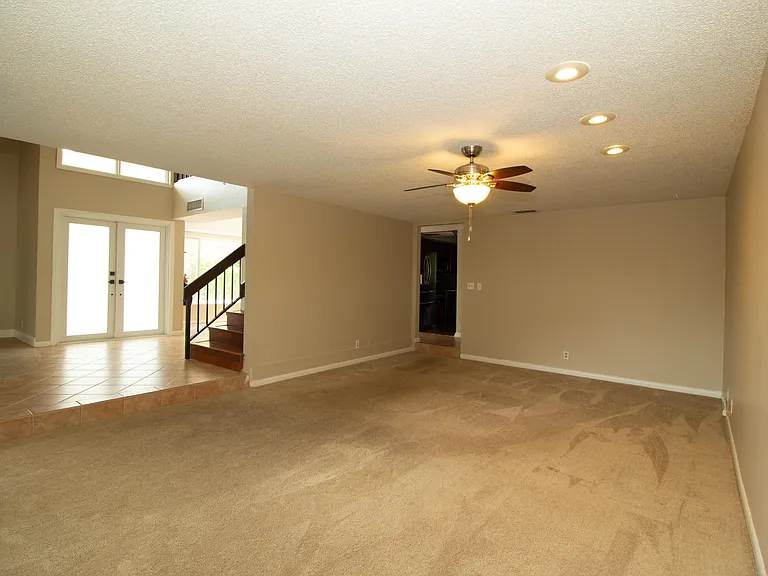 8321 SW 39th Ct — Photo 17