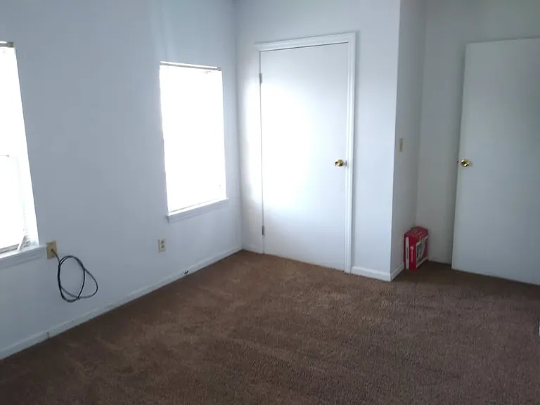 137 Virginia Ave #A — Photo 11