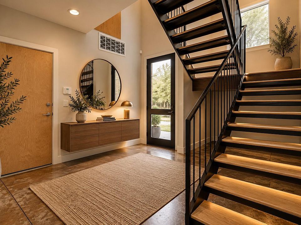 1st image of 318 McAlpine St