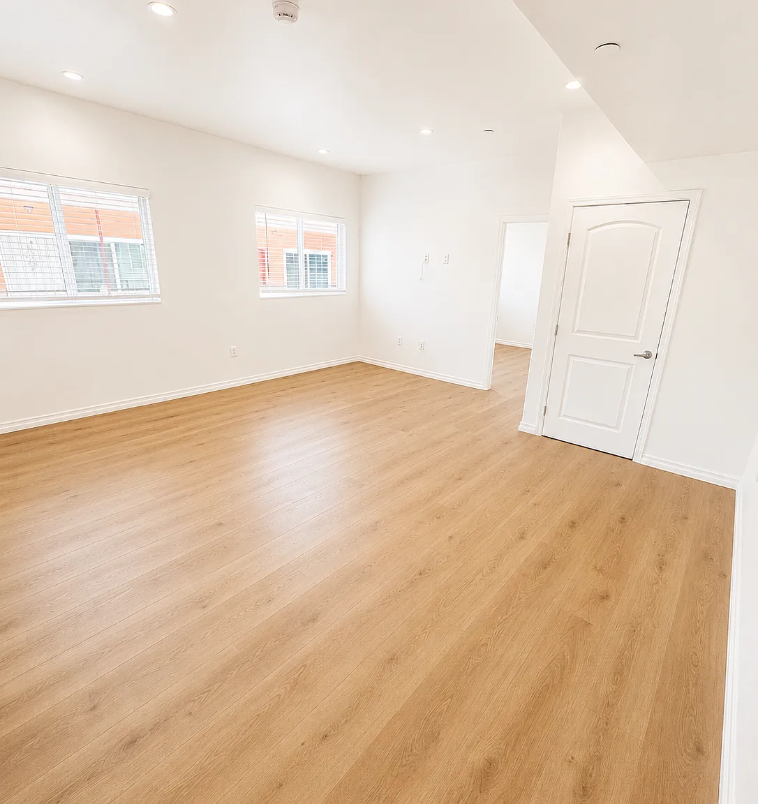 2 bed, 1100 sqft, $2,450 — Photo 2