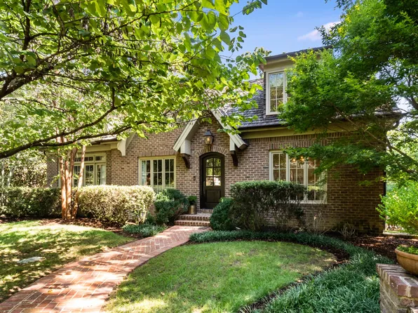 4316 Signal Hill Dr, Nashville, TN 37205