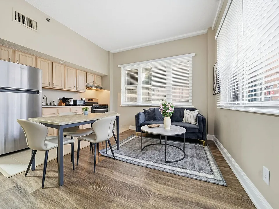 142 Temple St #7-ID1613273P