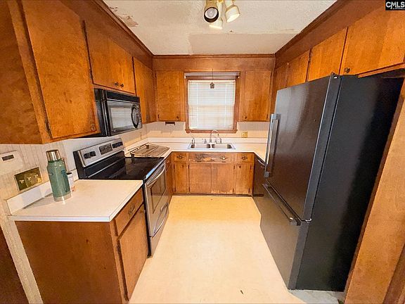 3rd image of 7901 Tradd St