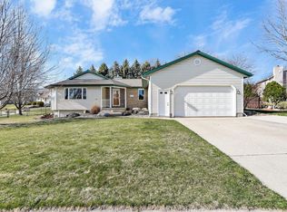 465 Landover Dr, Oregon, WI 53575