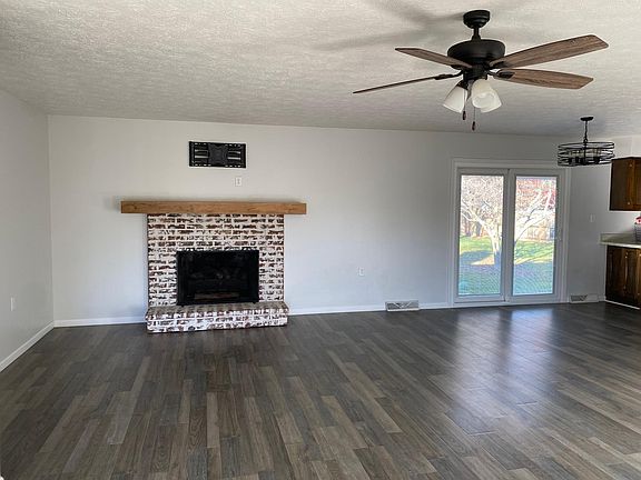 Living room continued