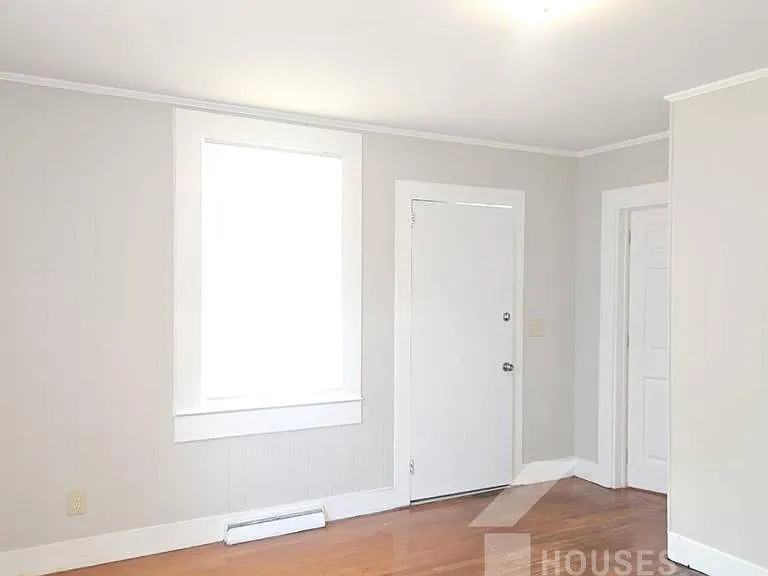 263 Beacon St — Photo 3