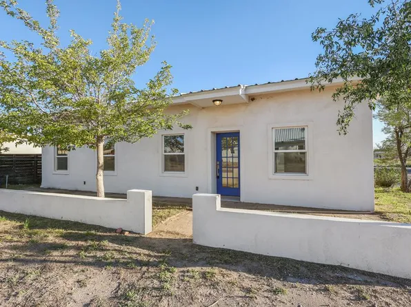 1319 W Sacramento St, Marfa, TX 79843