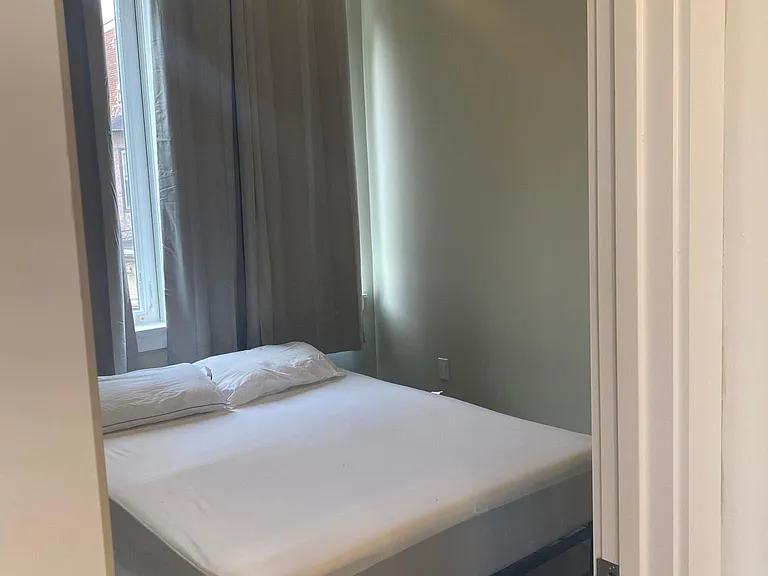 438 Wiota St #2R — Photo 9