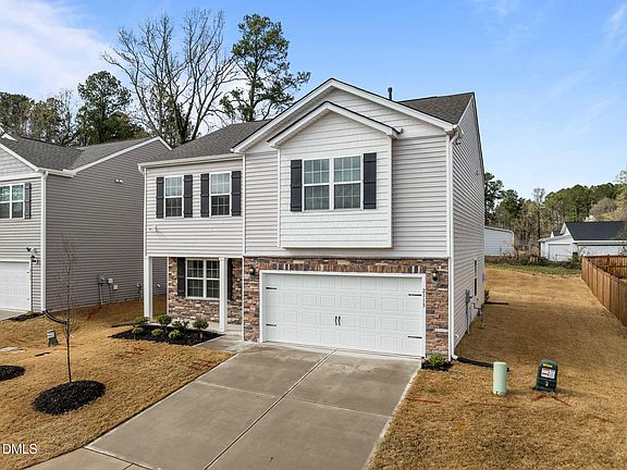 2nd image of 2113 Fletchers Ridge Dr
