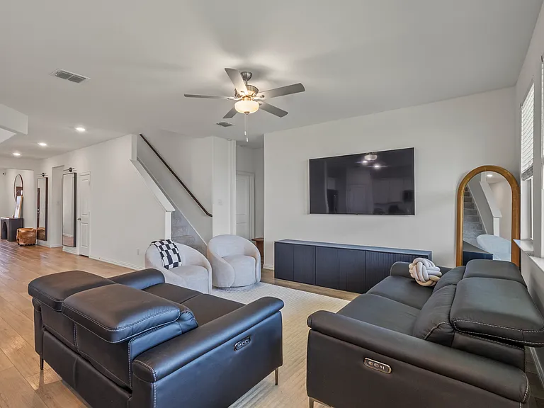 9713 Wild Prairie Way — Photo 10