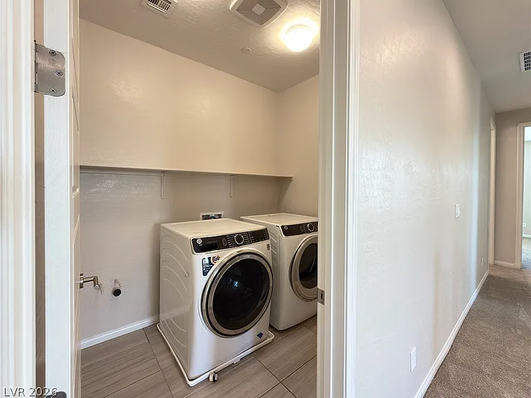 141 Neverland Ave — Photo 25