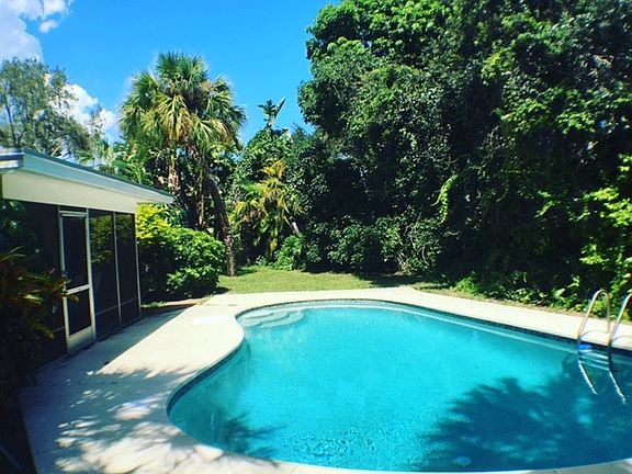 2nd image of 3706 Indian River Dr E