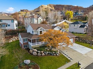 3759 S Huntington Dr, Bountiful, UT 84010