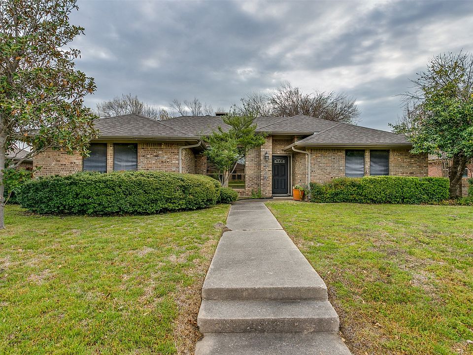 1st image of 124 Simmons Dr