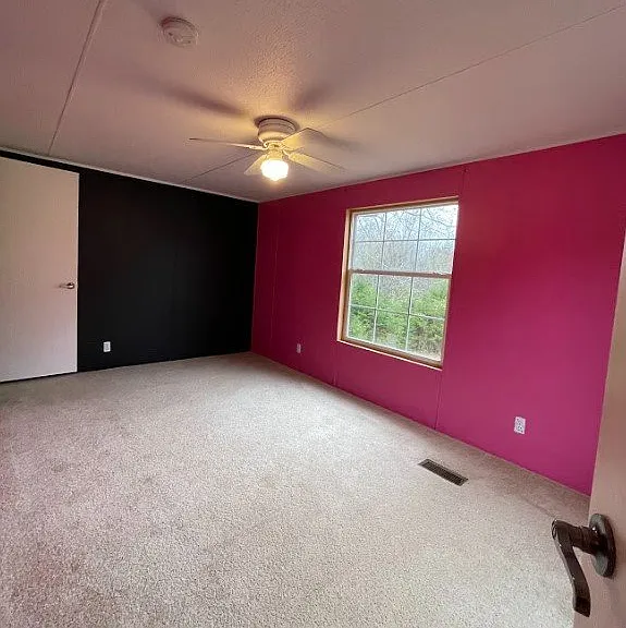 1374 Meadowlark Ln — Photo 13