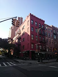 39 Greenwich Avenue in West Village