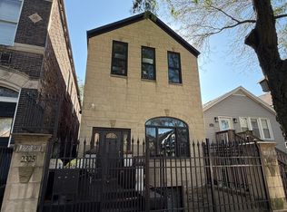 2325 W Cullerton St, Chicago, IL 60608