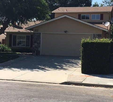 2nd image of 111 Biddleford Ct