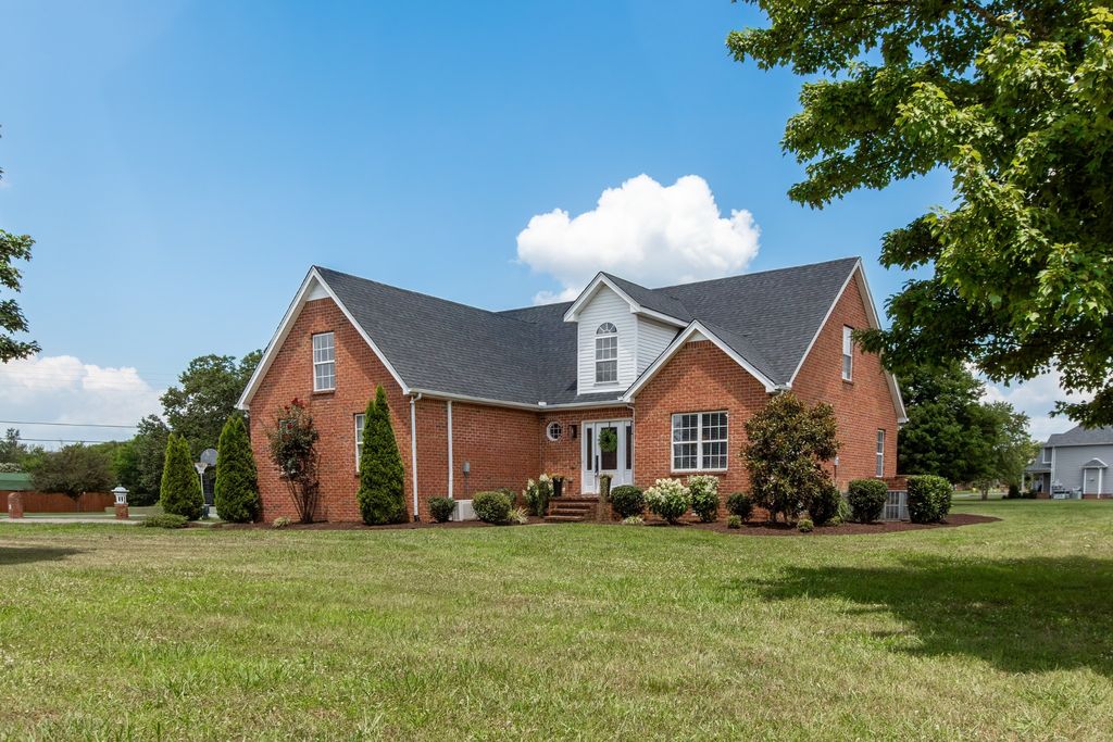 3024 Chapel Hills Dr, Murfreesboro, TN - View 2