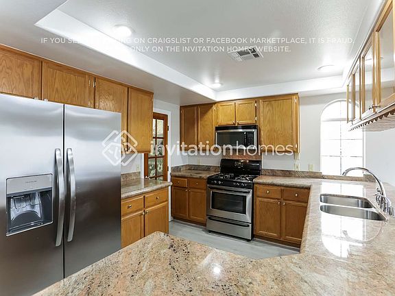 5th image of 2312 Brighton Shore St