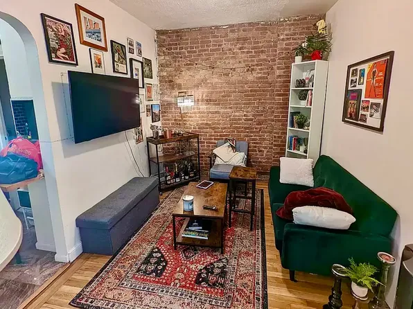 129 Lexington Avenue image 1 of 10