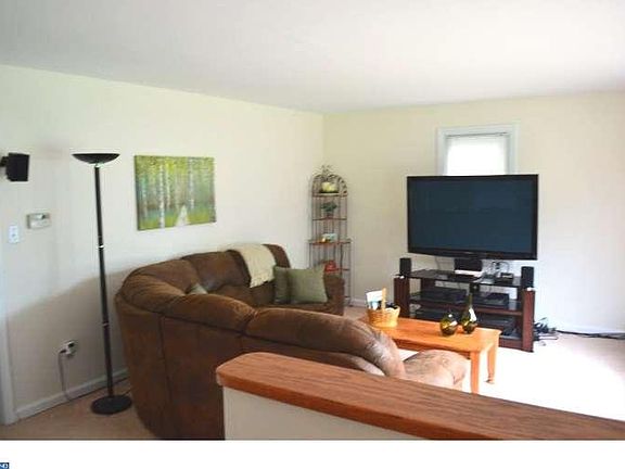 2nd image of 4205 Mount Vernon Ave