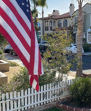 4th image of 244 16th St