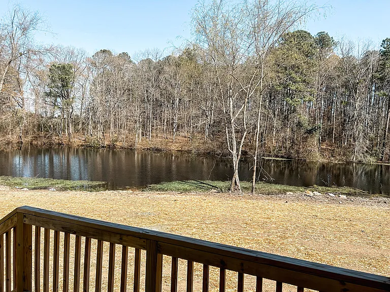 177 N Clarendon Dr — Photo 13