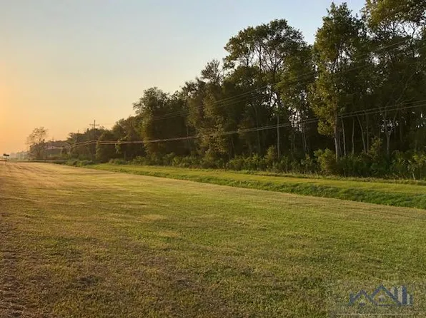 1305 E 11th St, Patterson, LA 70392