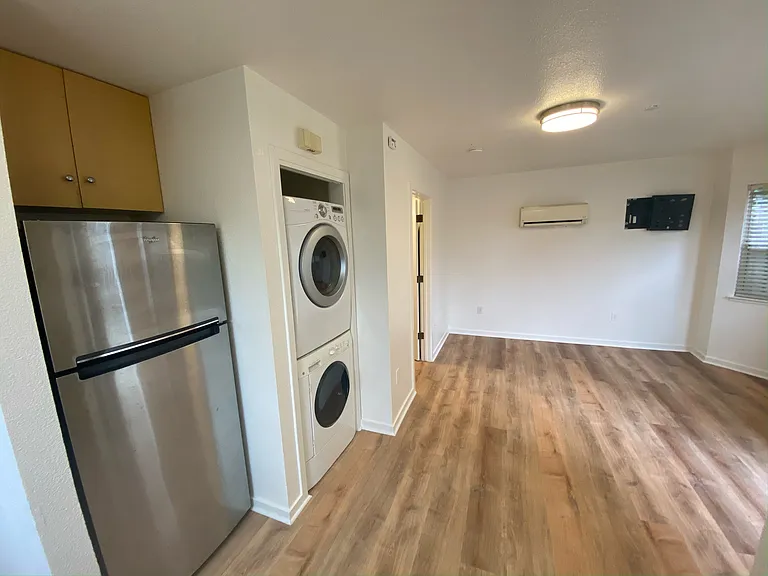 156A Valley Oak Dr #156A — Photo 3