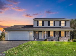 73 Edgemont Ln, Newmanstown, PA 17073